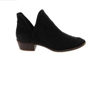 Lucky Brand suede ankle boots